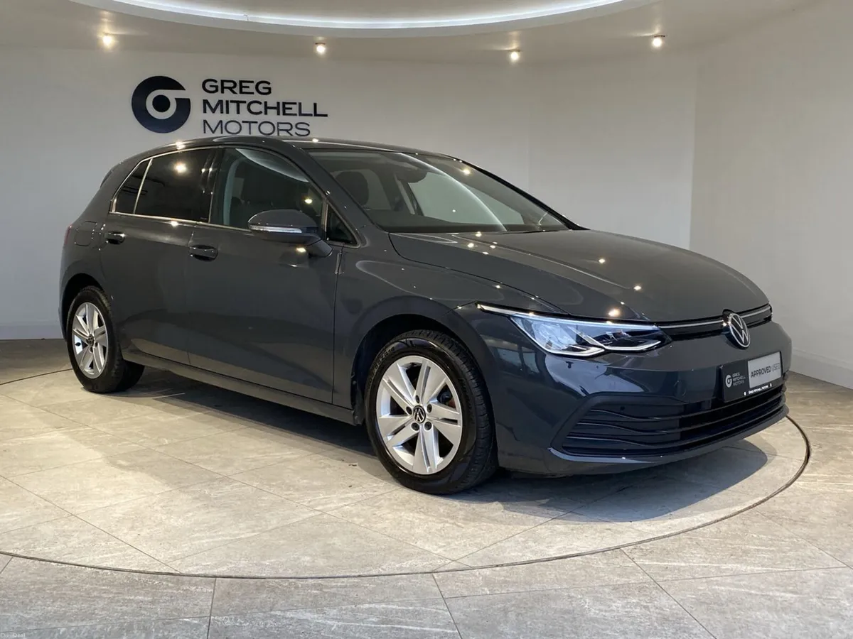 Volkswagen Golf 2022 - Image 1