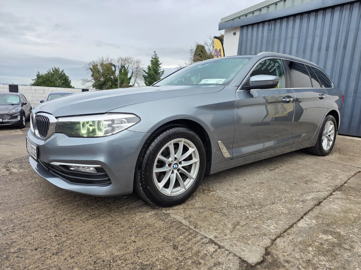 2018 BMW 520D * ESTATE * LOW MILES * - Image 3