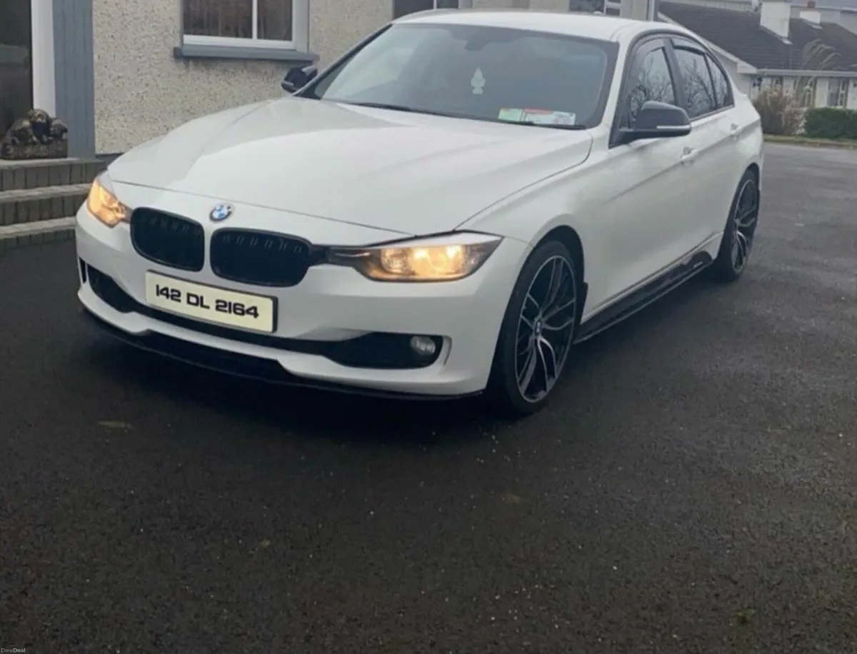 BMW 3-Series 2014 - Image 3