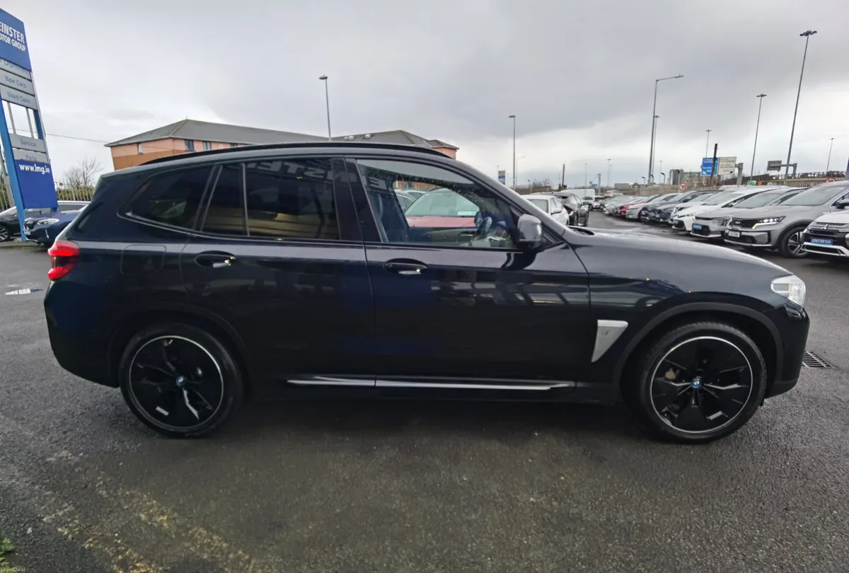 BMW IX3 80KWH PREMIER EDITION PRO **MASSIVE SPEC** - Image 4