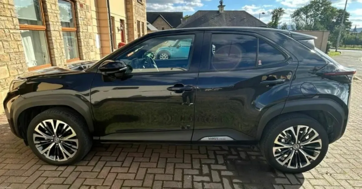 Toyota Yaris Cross 232 very low-mileage!!! New... - Image 4