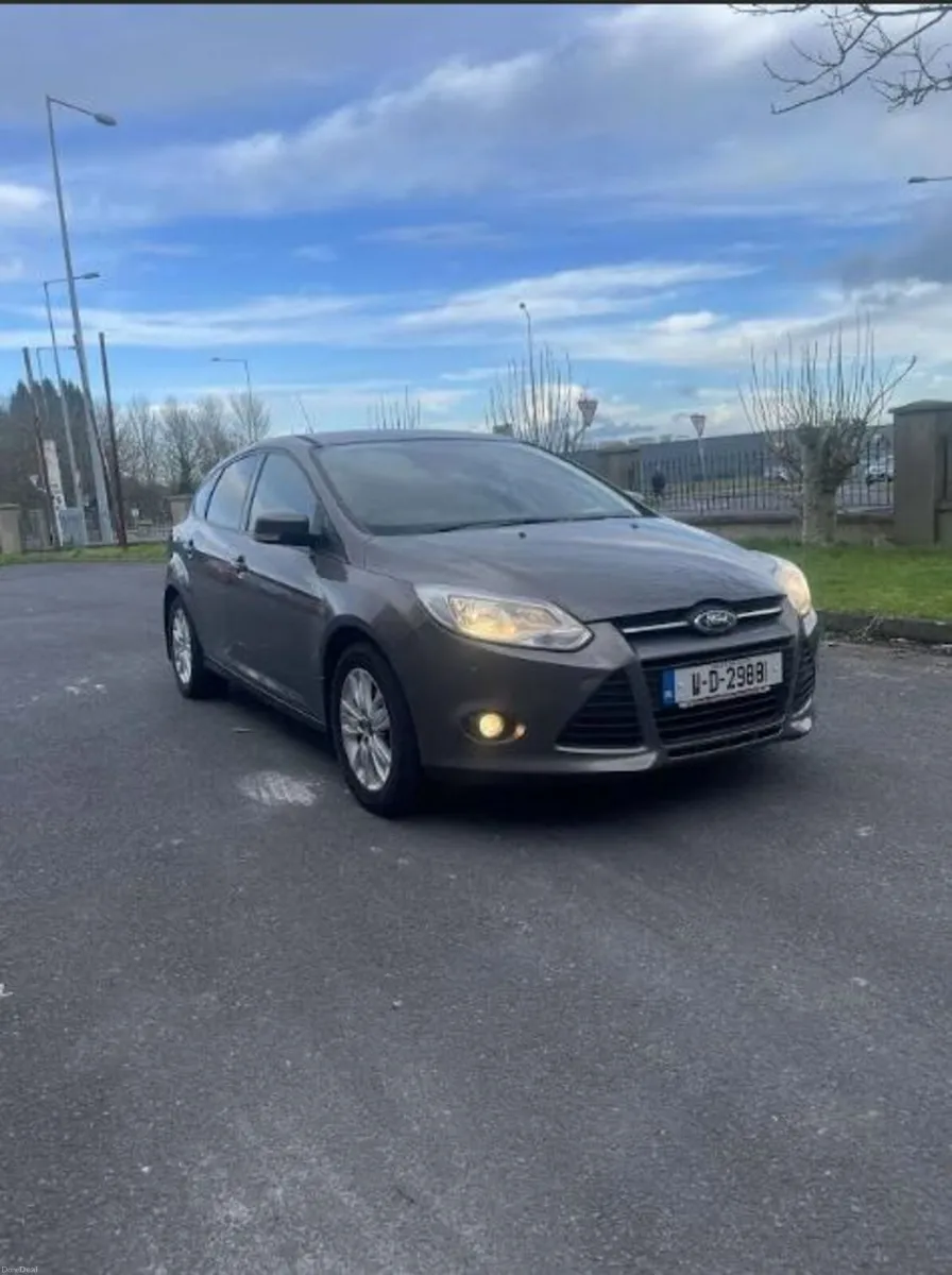 Ford Focus 2011 - Image 3