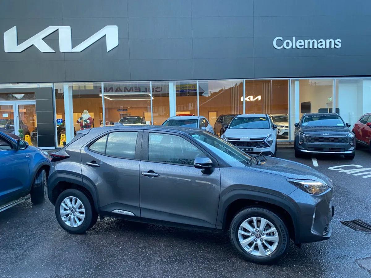 Toyota Yaris Cross 2024 - Image 2