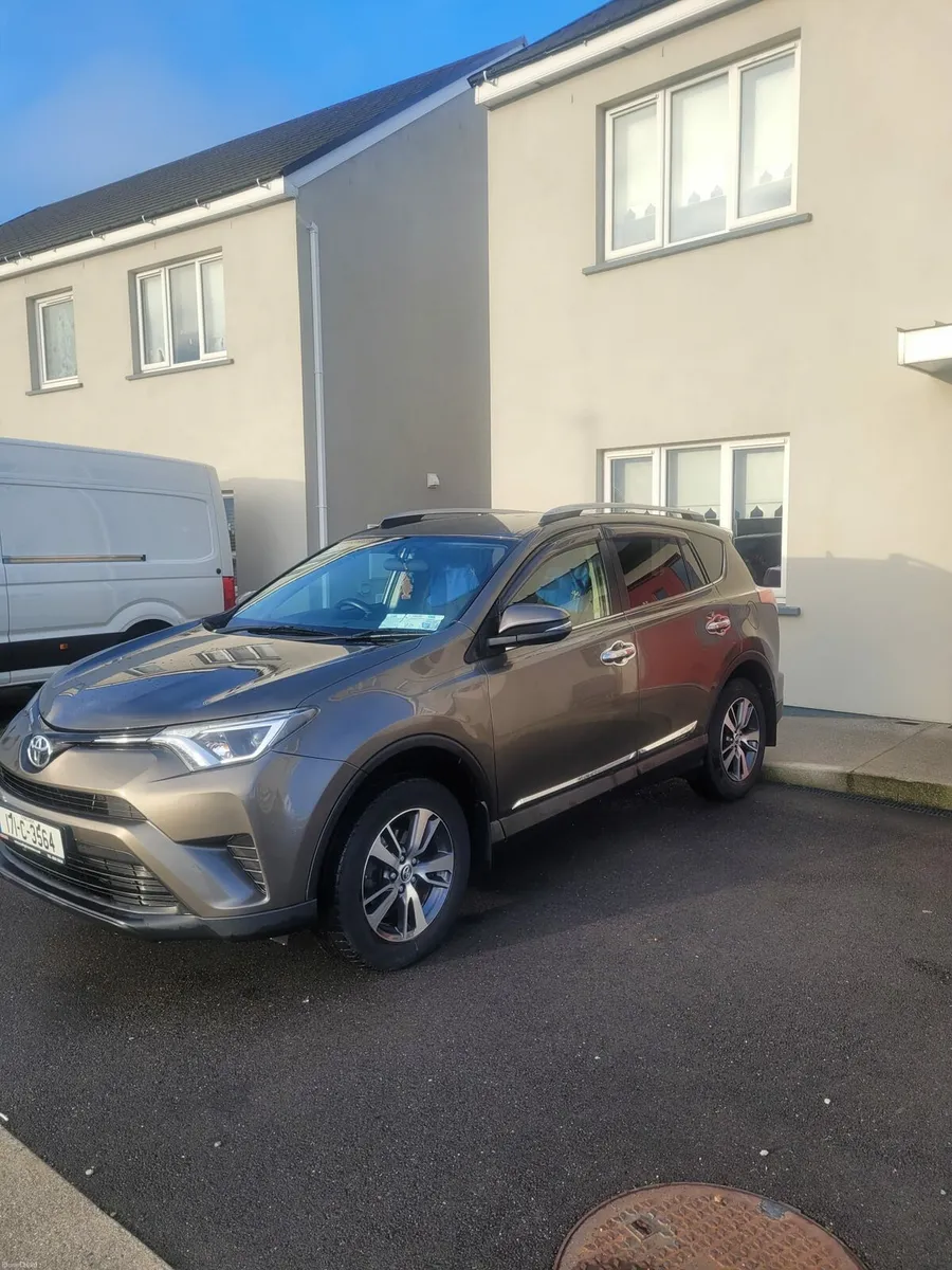 Toyota Rav4 2.0 D4D Luna. - Image 2