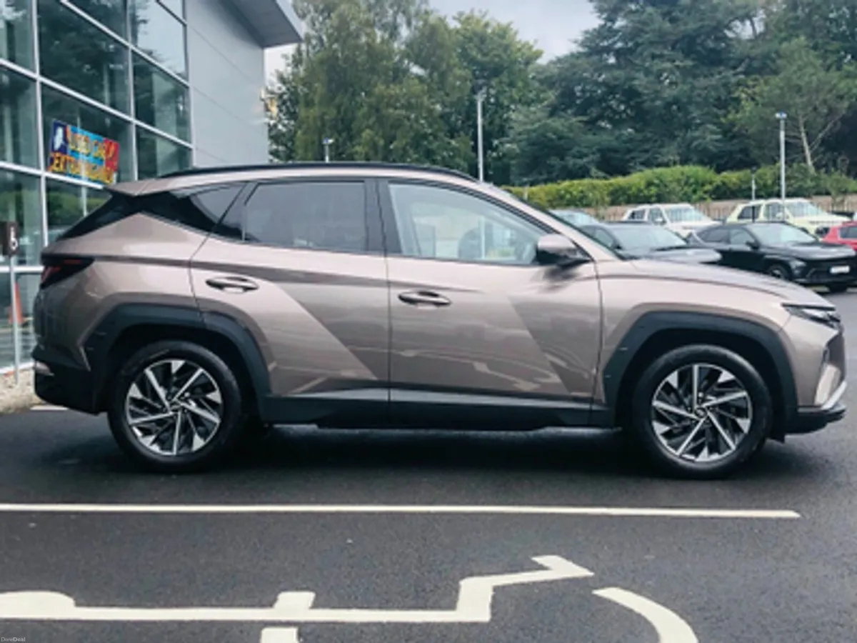 Hyundai Tucson Executive 1.6 Diesel - Image 4
