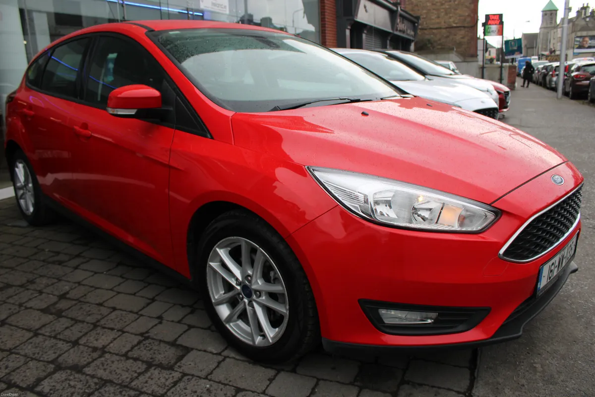 Ford Focus 1.5 TDCI STYLE 2016 - Image 2