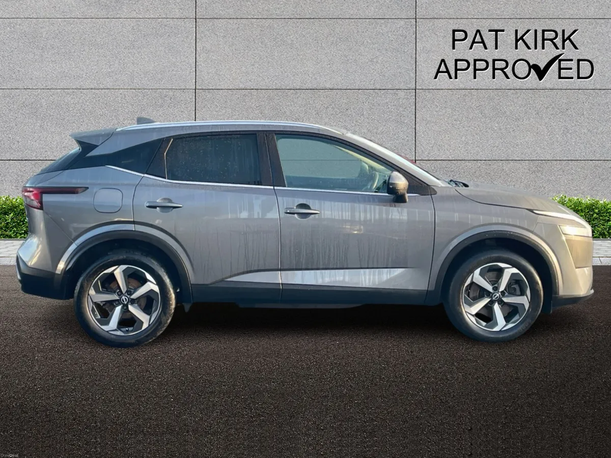 Nissan Qashqai Hatchback N-Connecta - Image 3