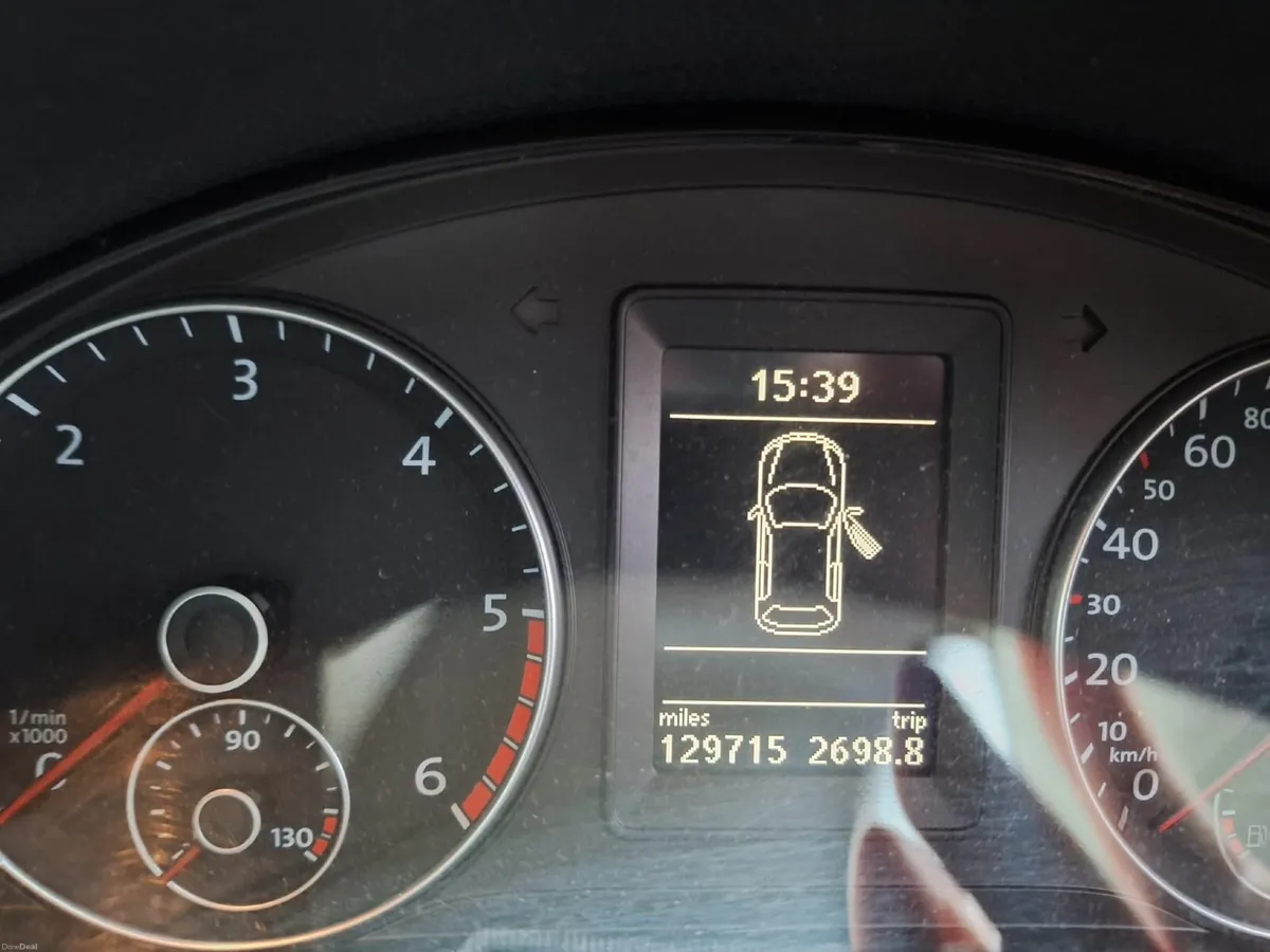 Volkswagen Scirocco 2011 - Image 2