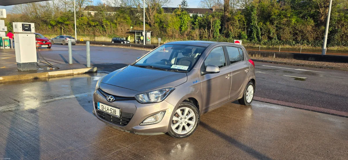 Hyundai i20 Premium Spec New Chain - Image 2