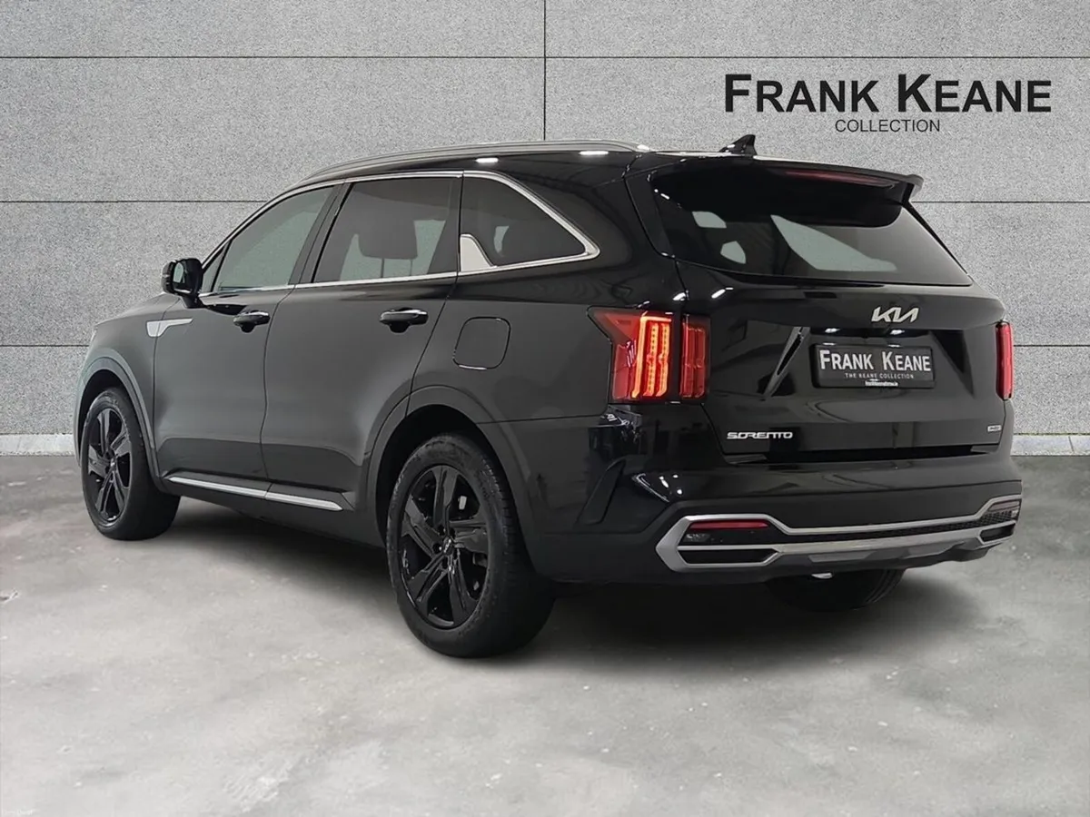 Kia Sorento 1.6 PHEV K3 4X4 7 seats - Image 3