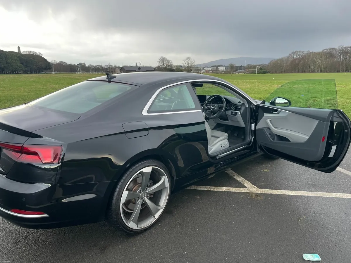 Audi A5 2017 - Image 2