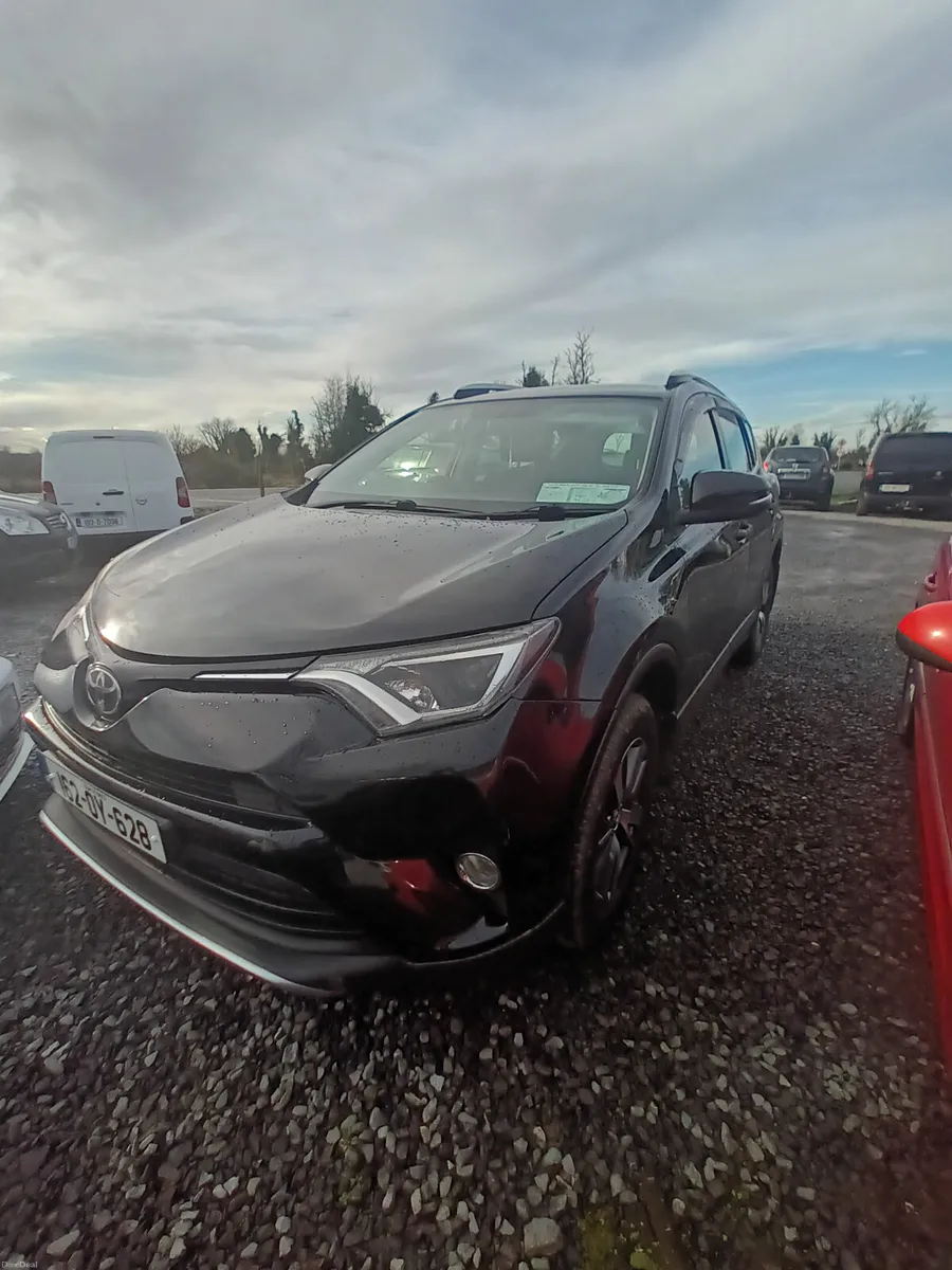 Toyota RAV4 2016 - Image 2