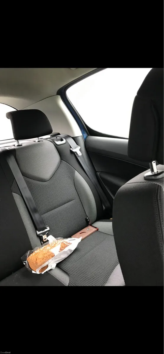 Peugeot 308 - Image 3