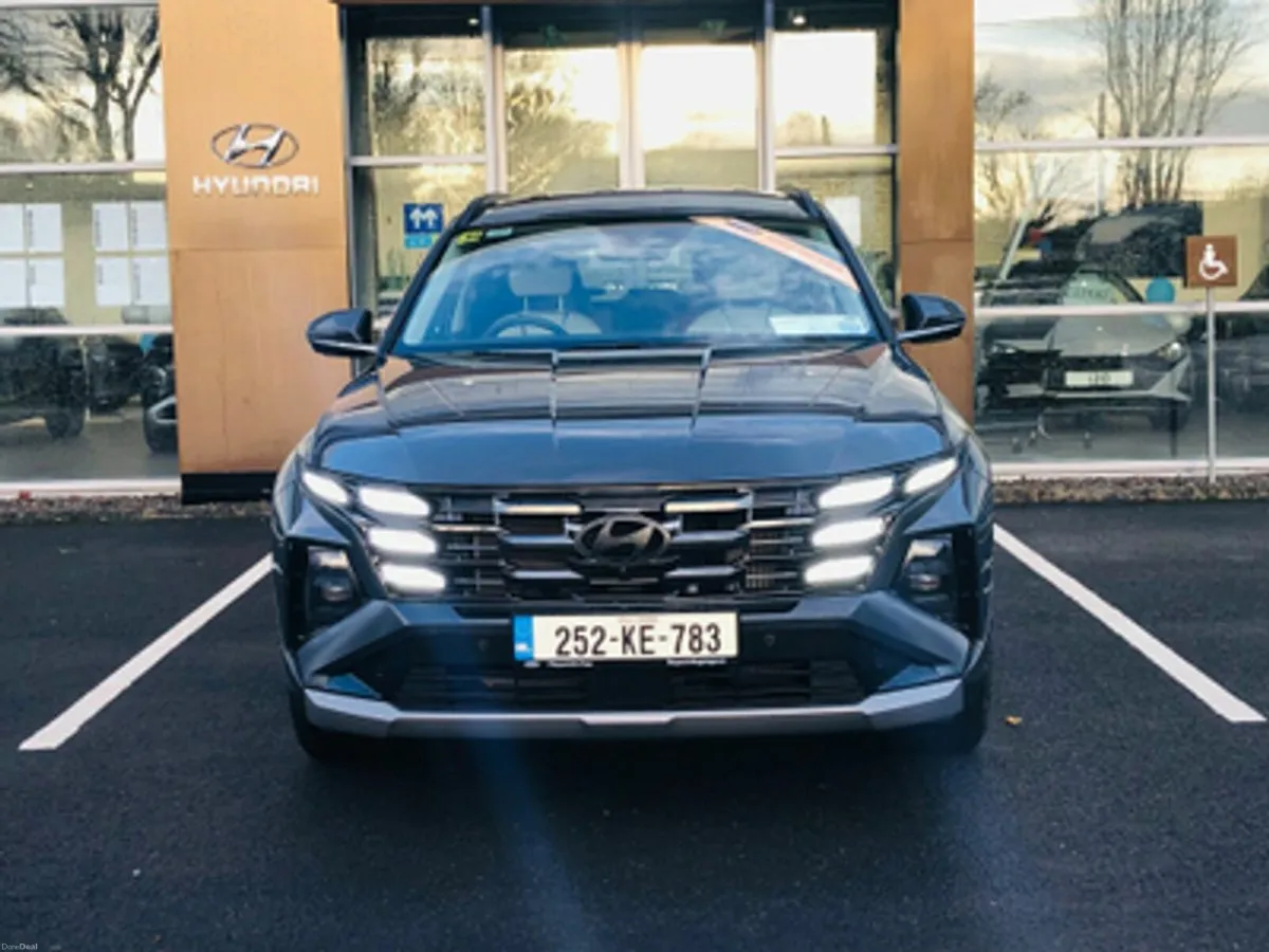 Hyundai Tucson Executive Plus 1.6 Diesel *Demonstr - Image 2