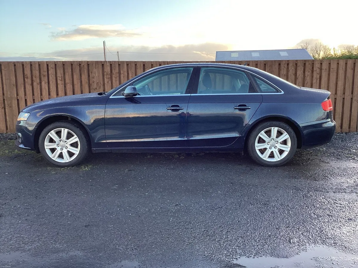2010 AUDI A4…..LOW MILEAGE - Image 4
