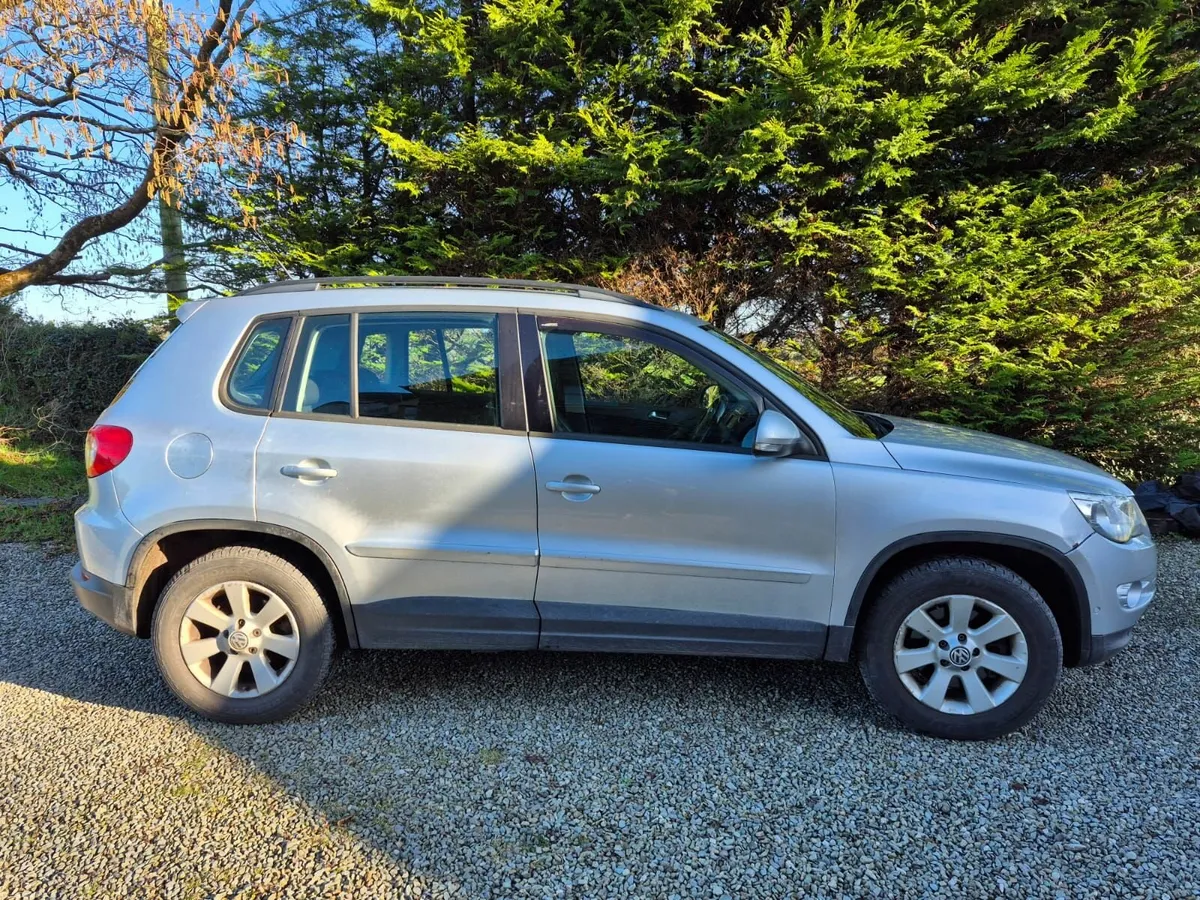 Volkswagen Tiguan 2008 - Image 4