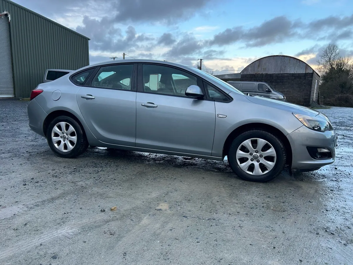 2015 Opel Astra 1.6 diesel - Image 2