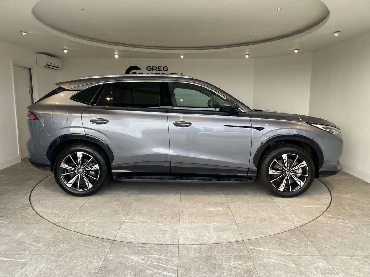 MG HS 2025 - Image 4