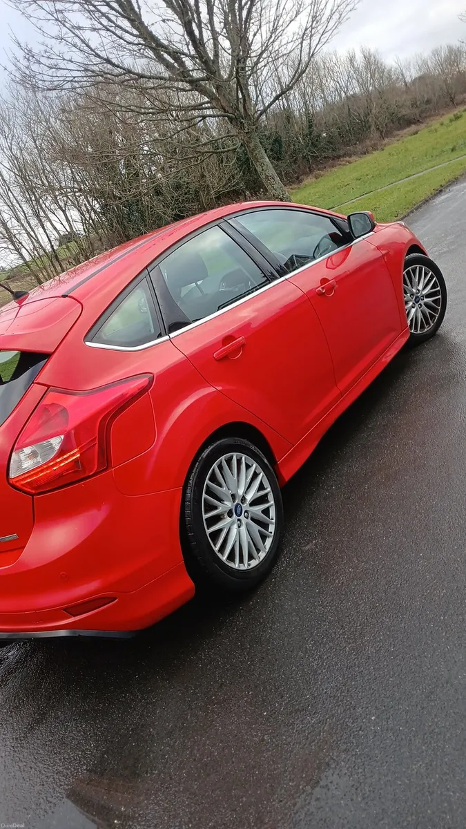 2014 [142 ford focus1.0L zetec S nct until may26 - Image 4