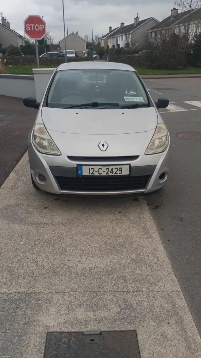 Renault Clio 2012 - Image 2