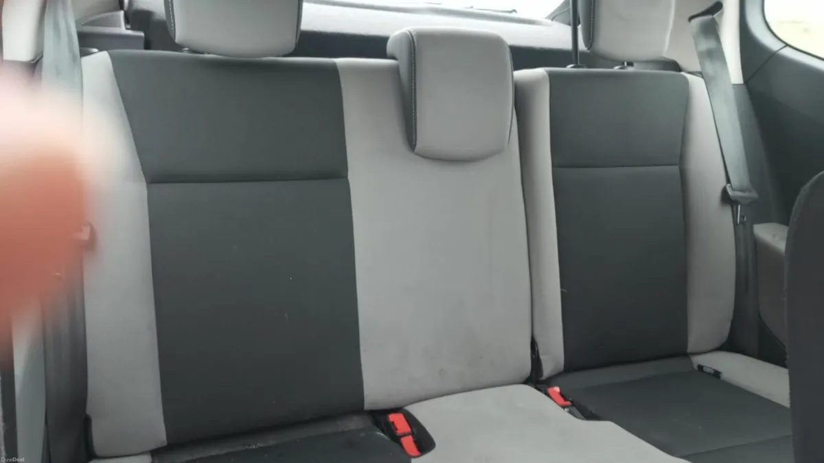 Renault Clio 2012 - Image 1