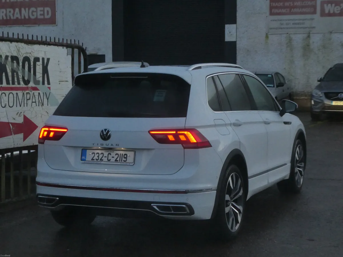 Volkswagen Tiguan 2023 - Image 2