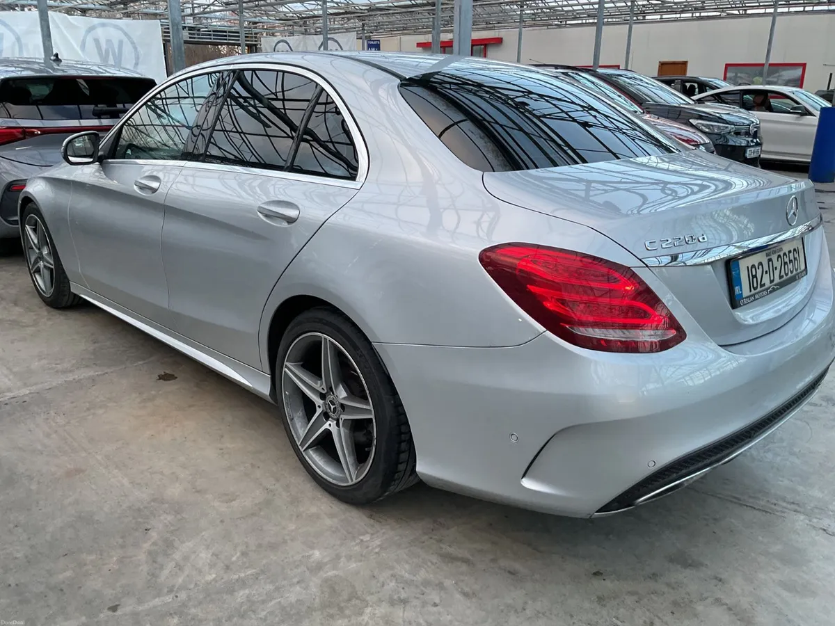 Mercedes-Benz C-Class 2018 For Auction - Image 2