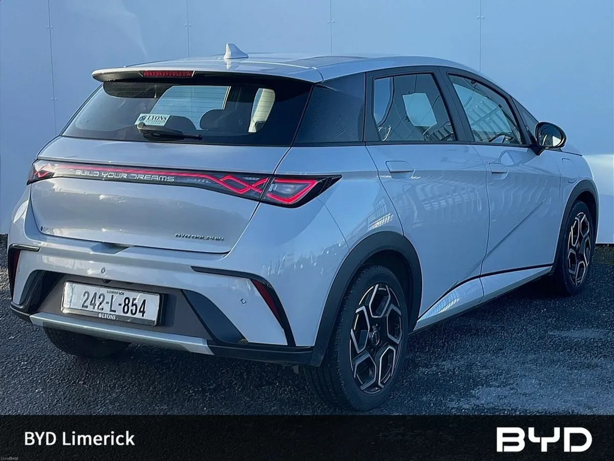 BYD DOLPHIN 60kWh 204PS Comfort - Image 2