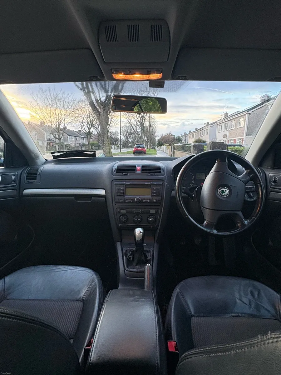 Skoda Octavia 1.9L with Tax - Image 4