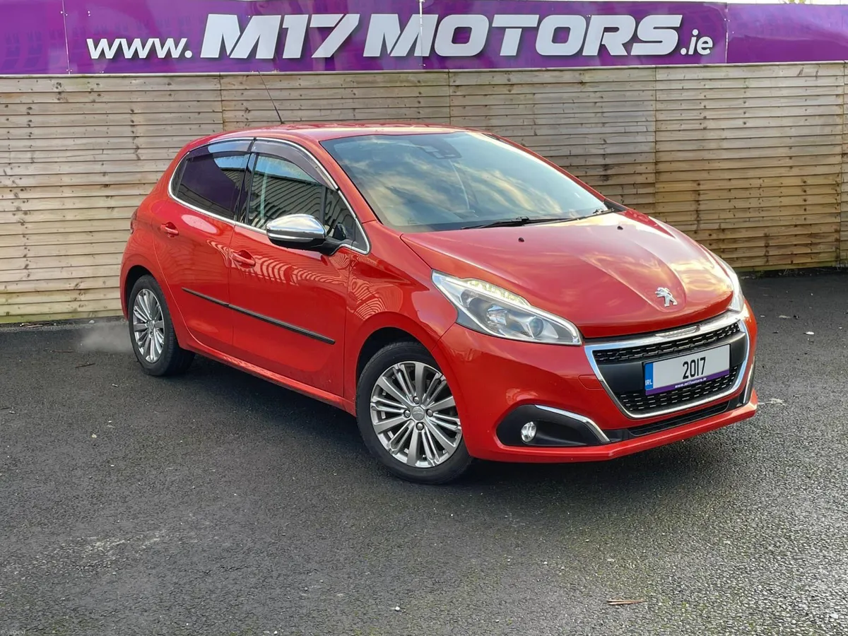 PEUGEOT 208 ALLURE! Low KMS - Image 2