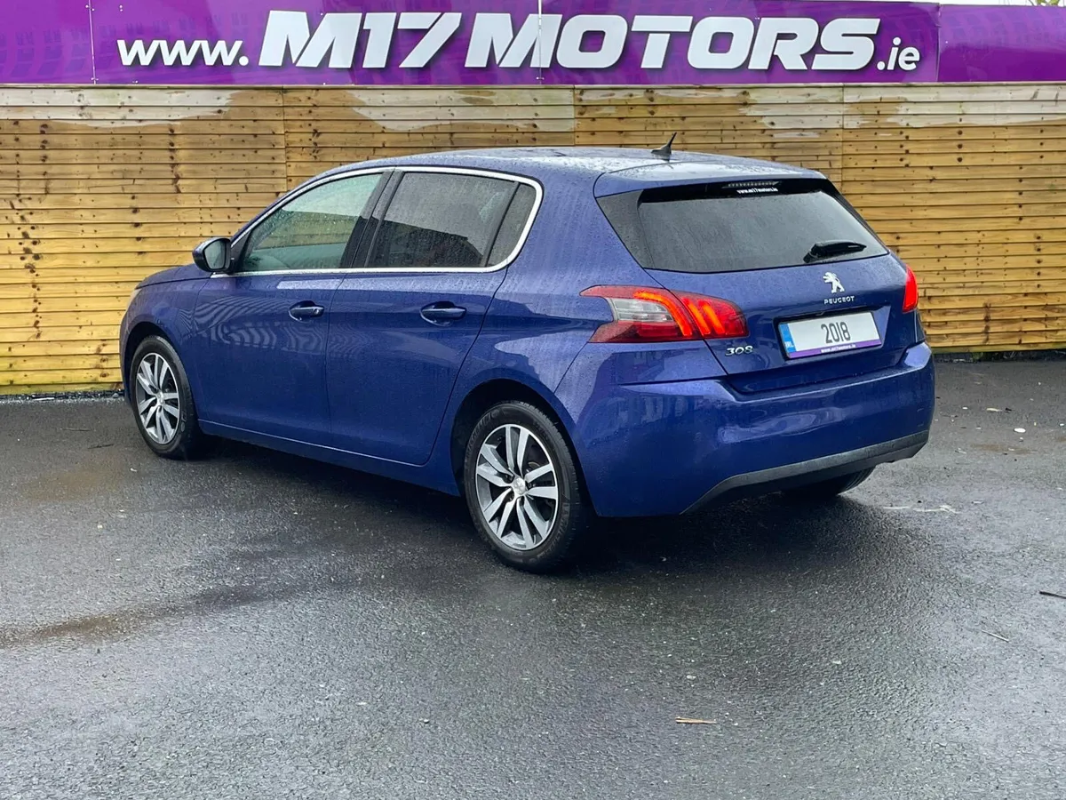 Peugeot 308 ALLURE BLUE HDI! Low KMS - Image 4