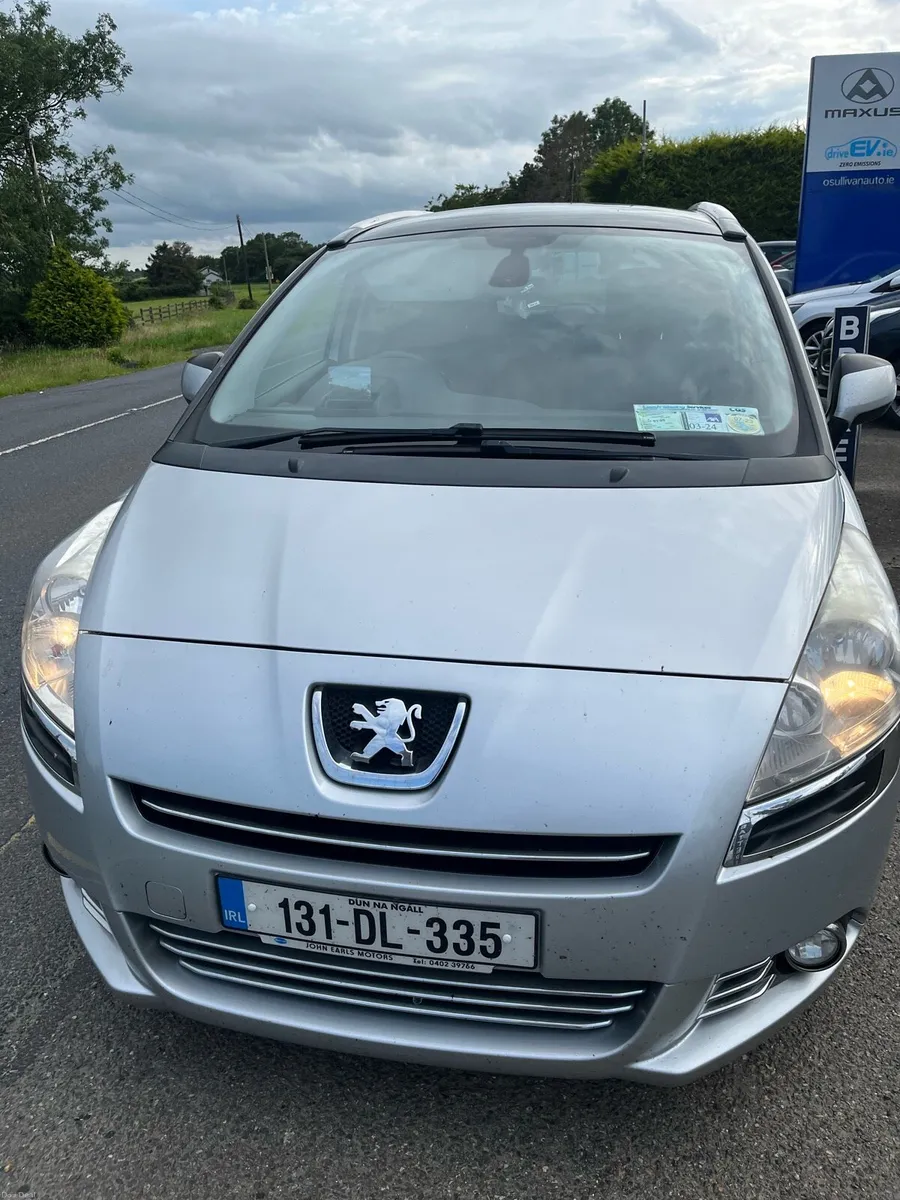 Peugeot 5008 family edition - Image 1