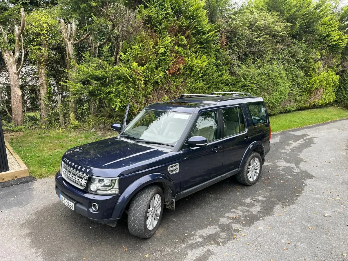 Land Rover Discovery 4 HSE 7 seater - Image 1