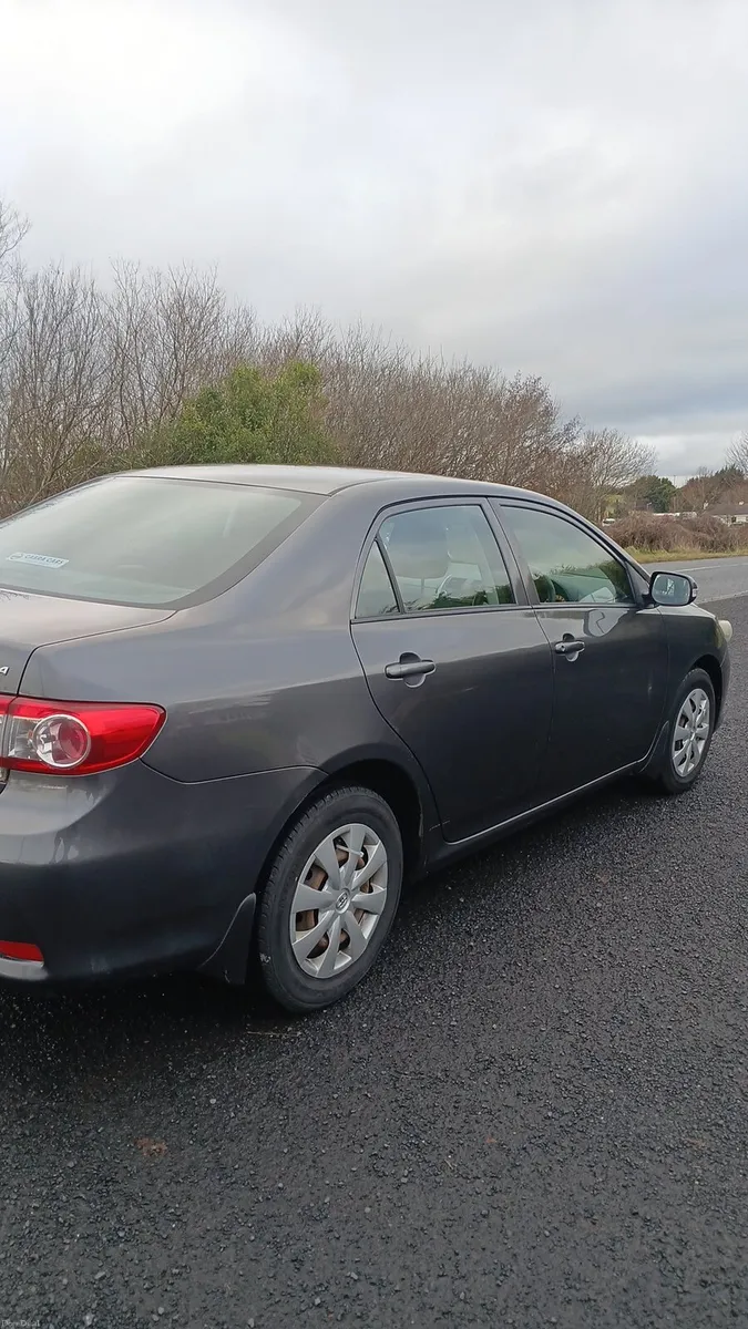 2013 toyota corolla 1.4  6 speed  nct June 2026 - Image 4