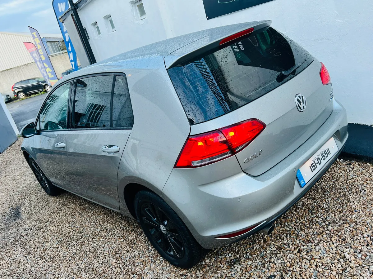 2015 Volkswagen Golf 1.2 Tsi Auto **Only 18,000km* - Image 3