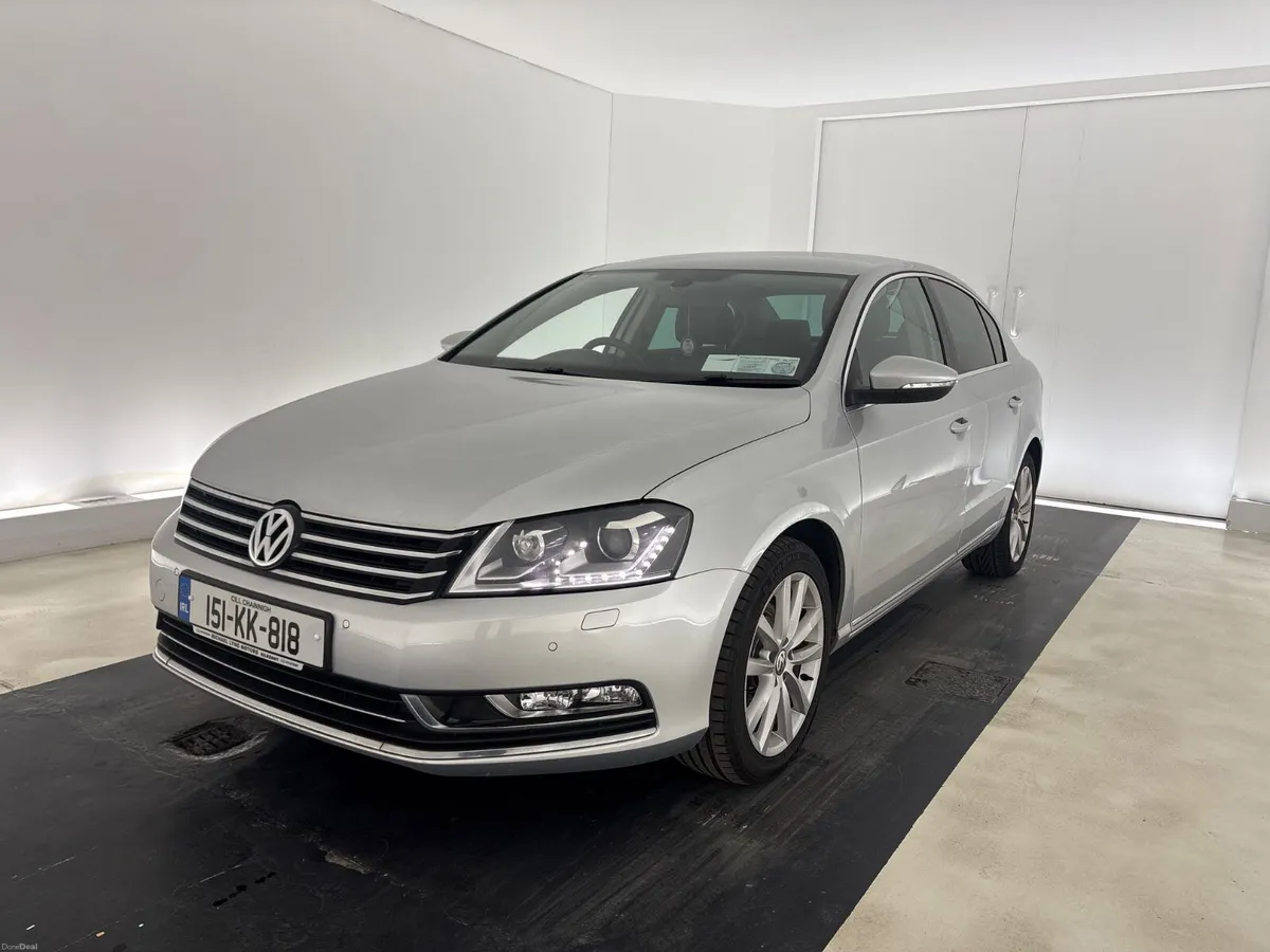 Volkswagen Passat 2015 For Auction - Image 1