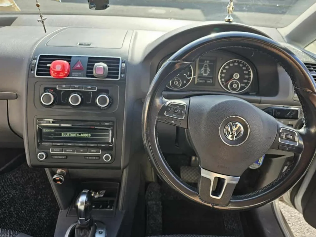 Volkswagen Touran 2014 - Image 4