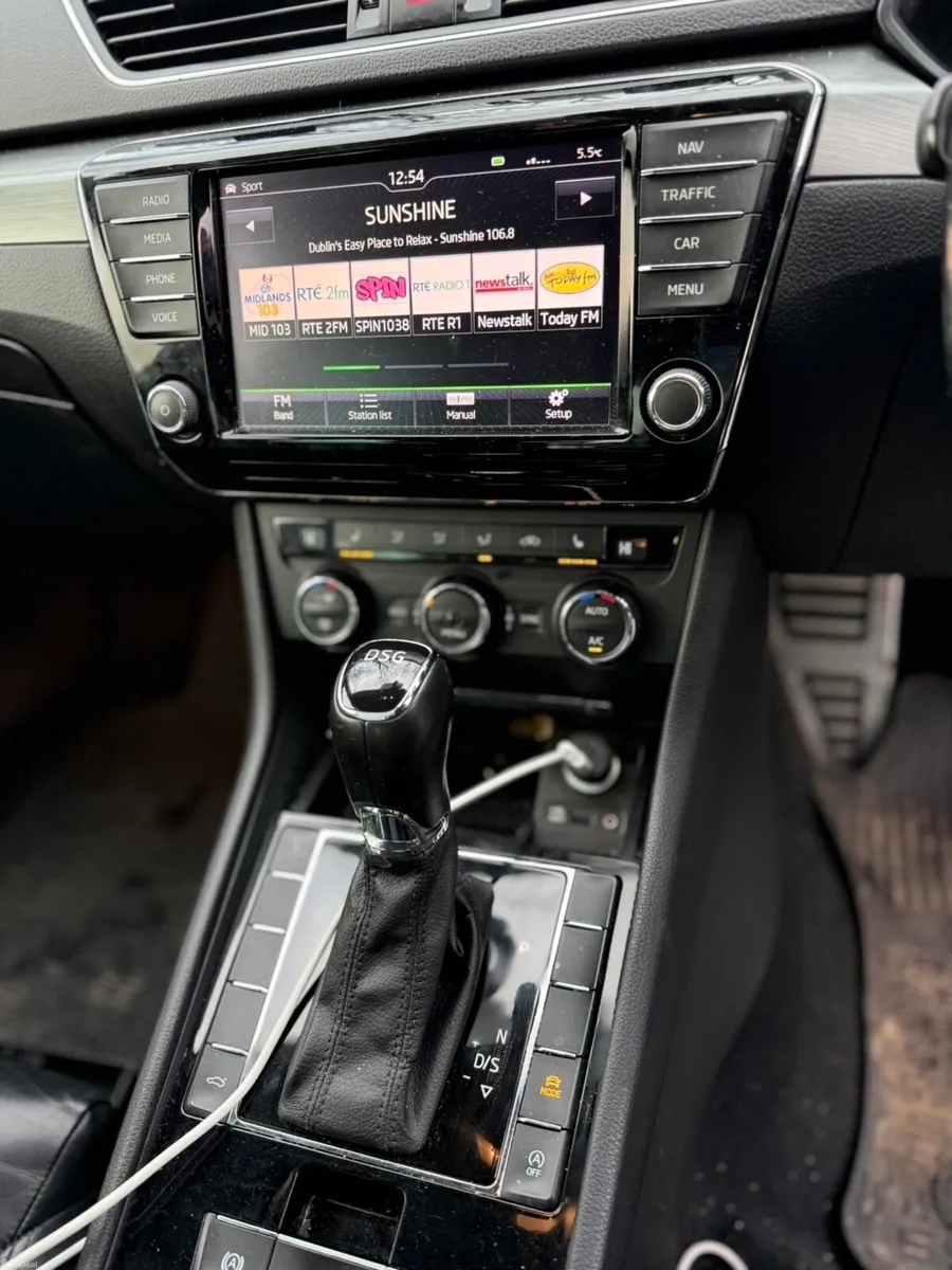 Skoda superb 2.0 dsg - Image 4