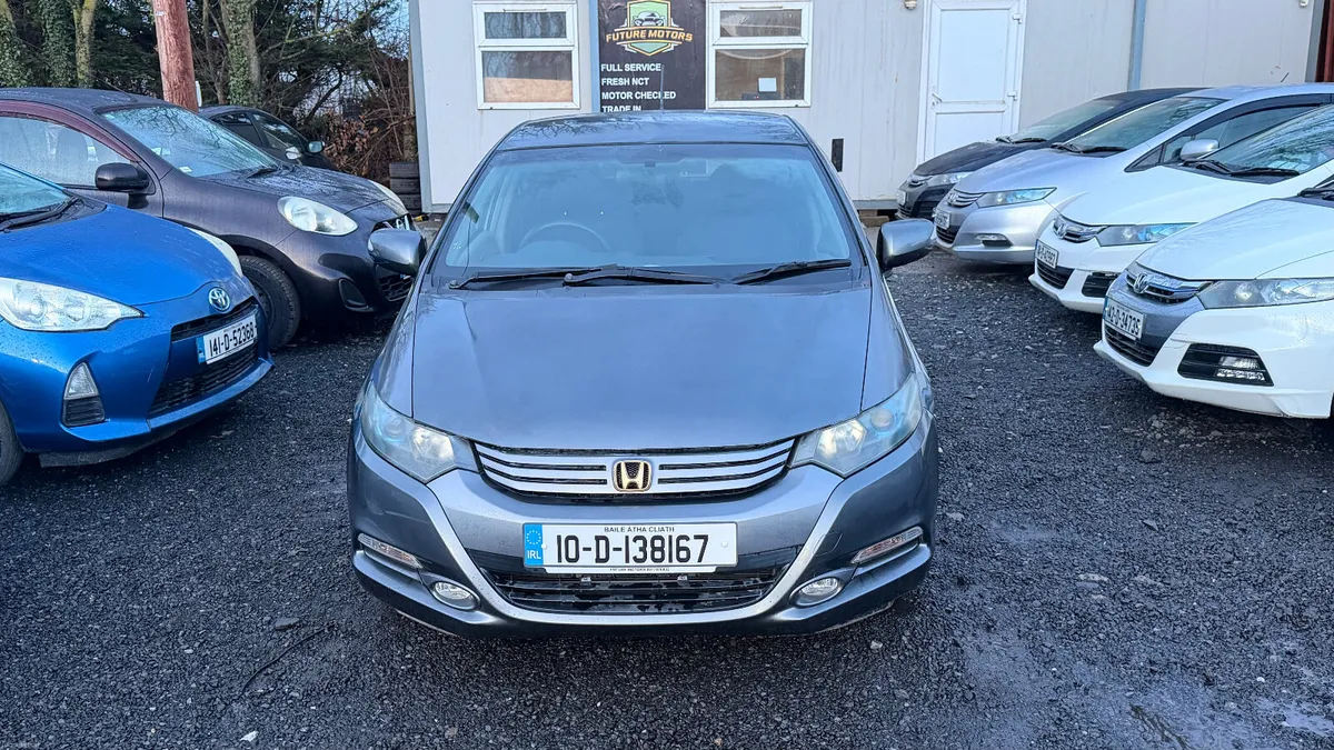Honda Insight 2010 AUTOMATIC Hybrid Low Mileage - Image 3