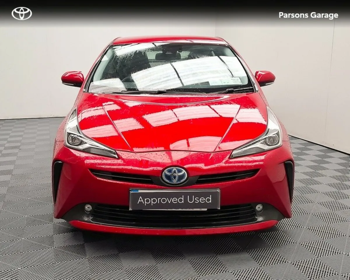Toyota Prius PRIUS HYBRID LUXURY - Image 3
