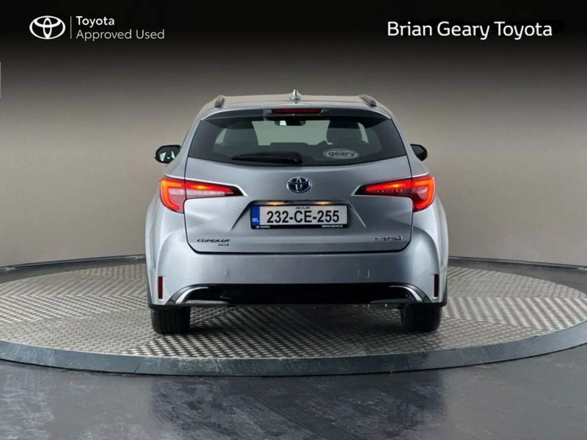 Toyota Corolla HYBRID LUNA T/S - Image 4