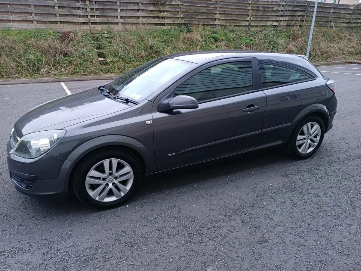 Opel Astra 09 1.4petrol new Nct 04/27, Tax 07/26 - Image 4