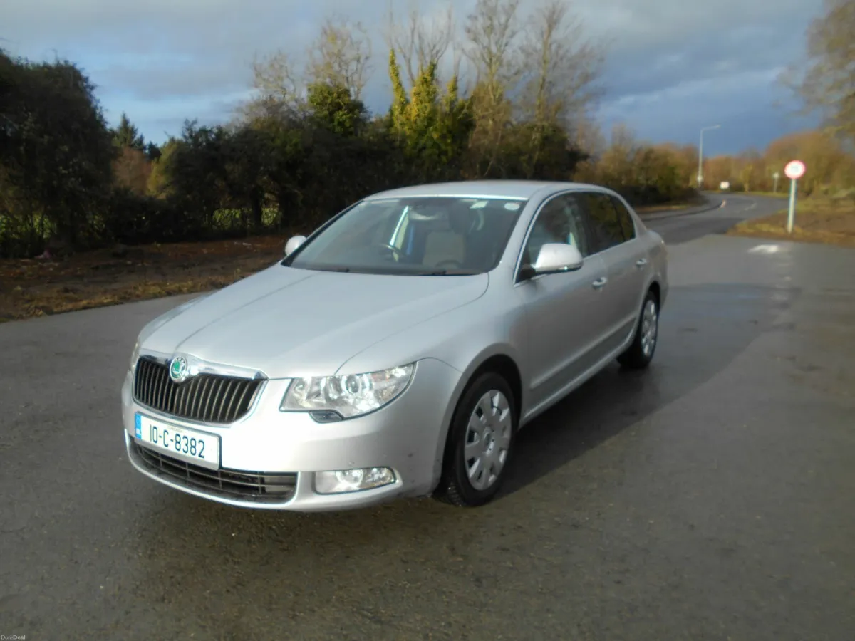 SKODA SUPERB 1.9 TDI   ONLY 134 KMS FROM NEW - Image 3