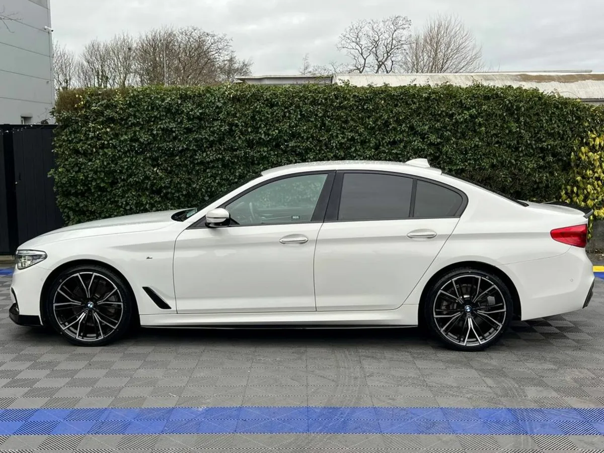 BMW 5-Series 523d M-SPORT COMPETITION 2.0 AUTO // - Image 3