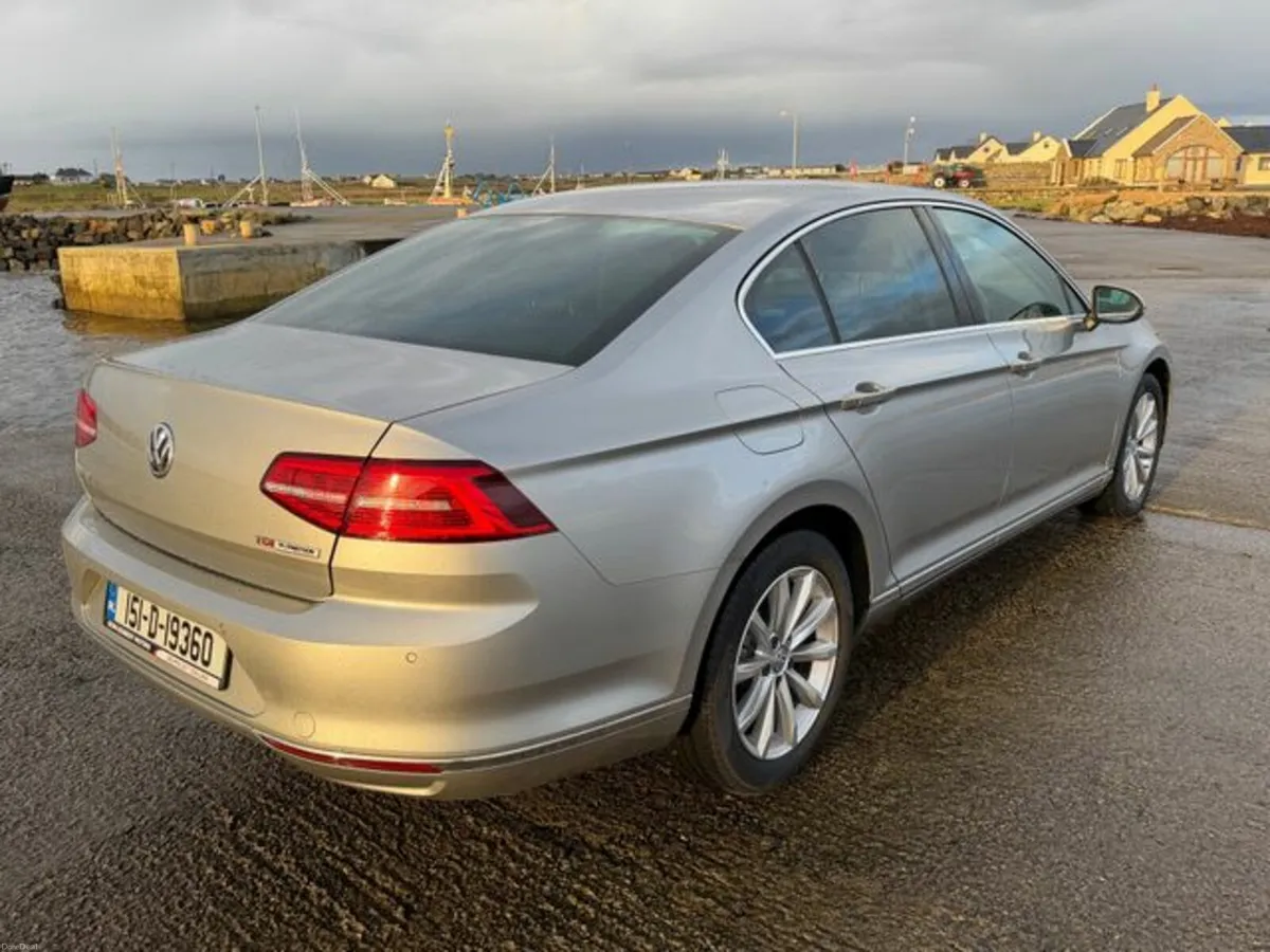 Volkswagen Passat Hline 1.6 TDI M6F 120HP 4DR - Image 4