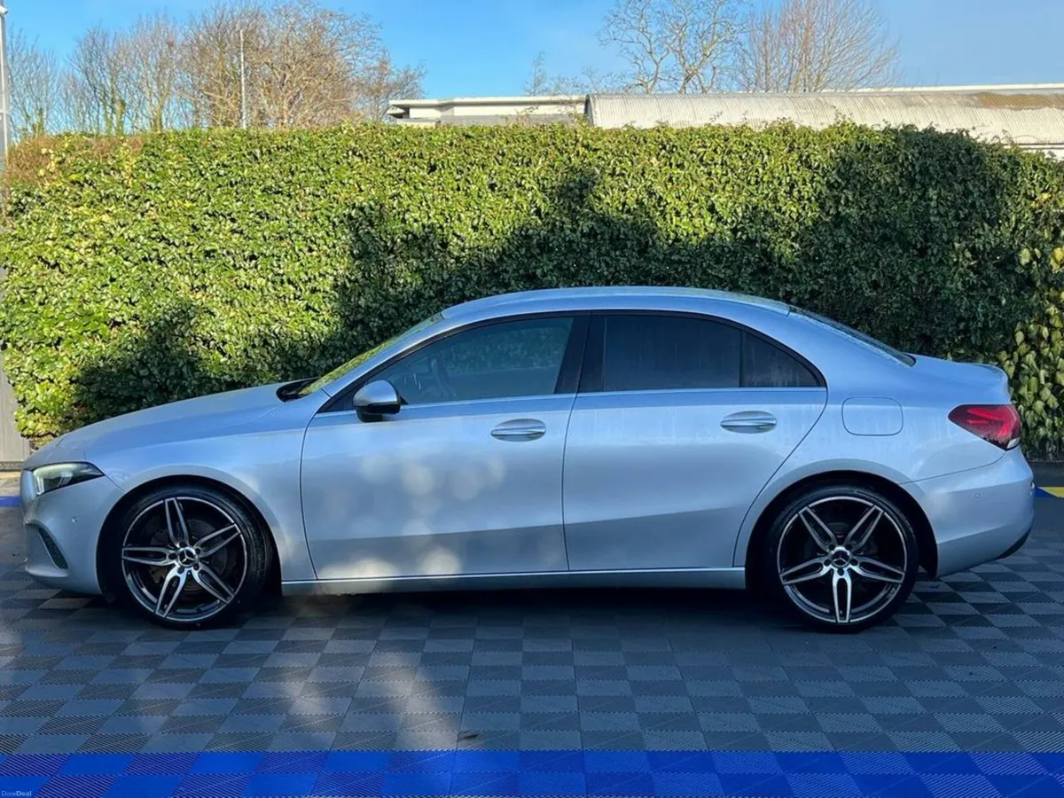 Mercedes-Benz A-Class A200d EXCLUSIVE AUTO // FULL - Image 3