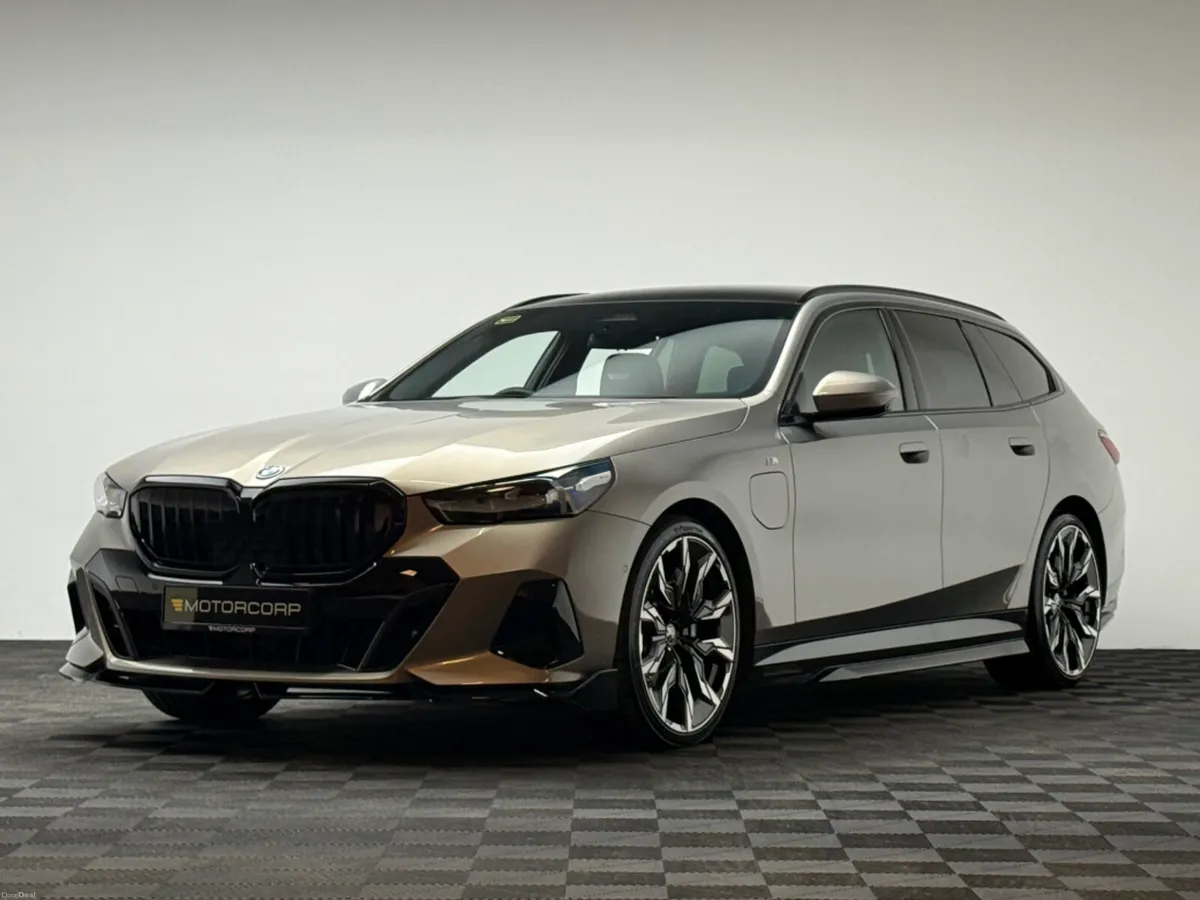 BMW 5-Series 530E M SPORT TOURING - Image 3