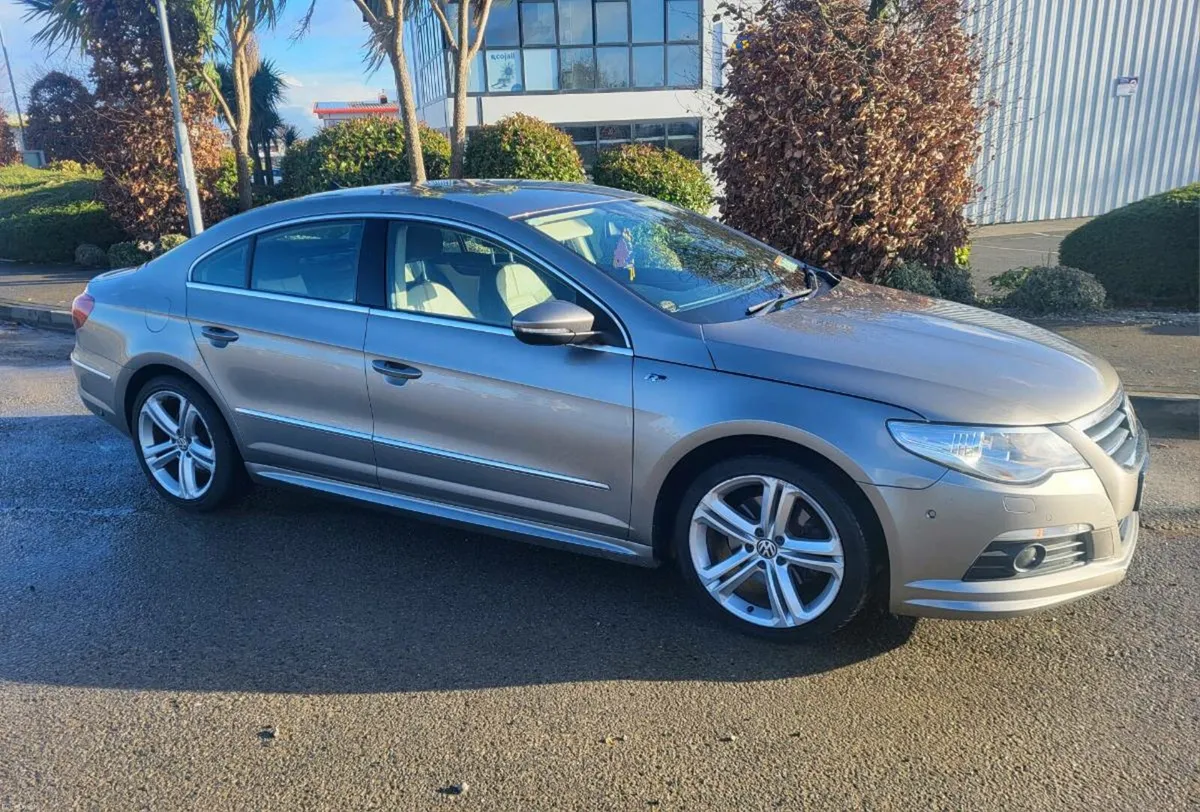 R Line Passat CC - Image 1