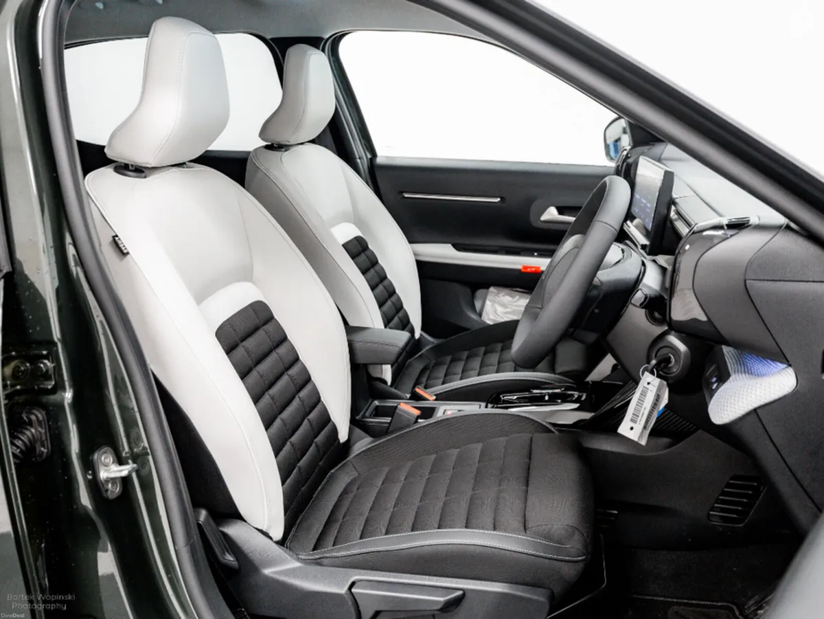 Citroen C3 Aircross *All New* ë-Max 54kWh Auto 115 - Image 3