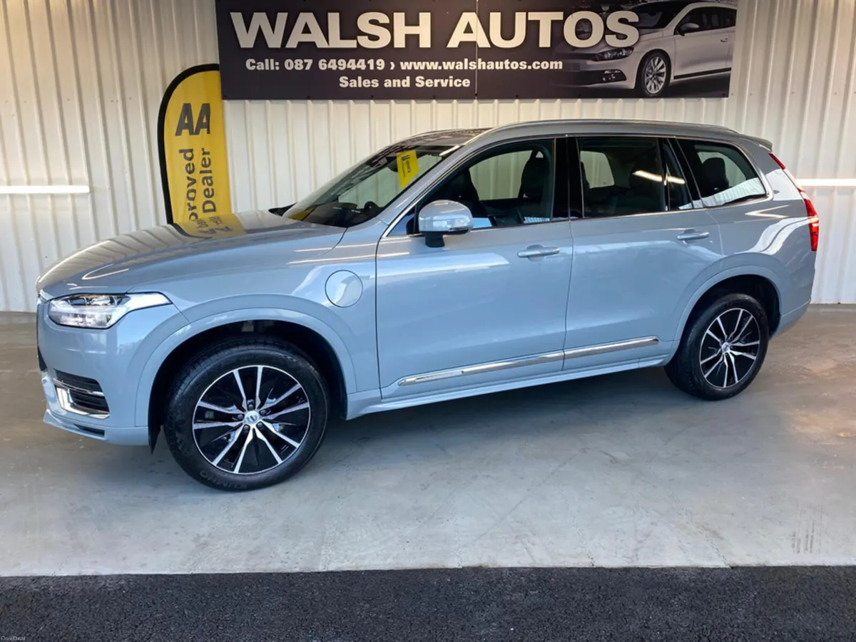 Volvo XC90 2.0 T8 CORE 455BHP 5DR 7S - Image 3